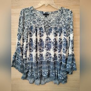 Floral, semi- paisley top